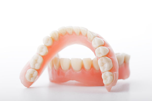 The Benefits Of Dental And Partial Dentures From Henderson Family Dentistry